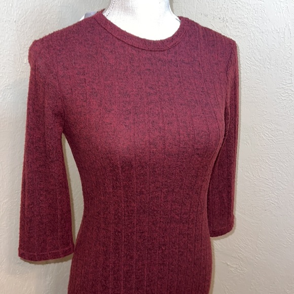Rue 21 Maroon Sweater Dress - Picture 2 of 9